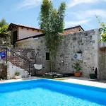 Family Friendly House With A Swimming Pool Radovin, Zadar - 21307 Holiday home Razanac