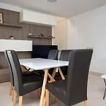Vakantiehuis Family Friendly House With A Swimming Pool Radovin, Zadar - 21307