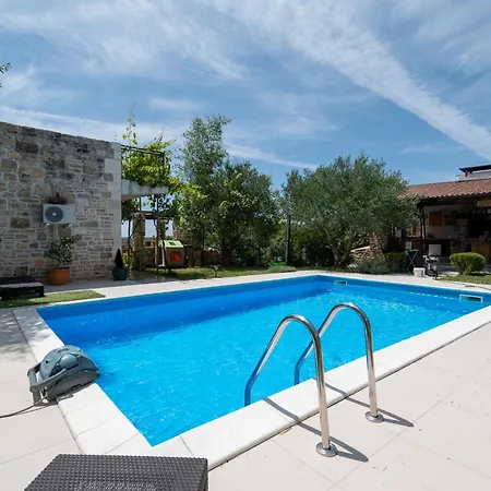 Family Friendly House With A Swimming Pool Radovin, Zadar - 21307 *