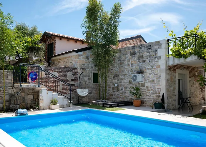 Family Friendly House With A Swimming Pool Radovin, Zadar - 21307 Prázdninový dům Ražanac
