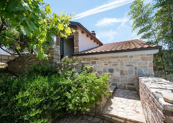 Family Friendly House With A Swimming Pool Radovin, Zadar - 21307 Prázdninový dům Ražanac