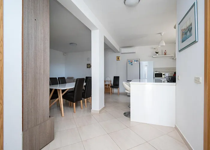 Family Friendly House With A Swimming Pool Radovin, Zadar - 21307 Prázdninový dům Ražanac