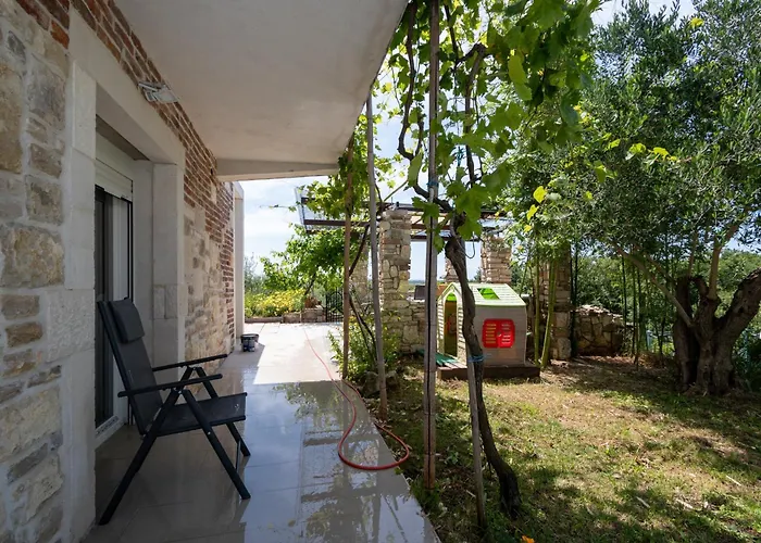 Family Friendly House With A Swimming Pool Radovin, Zadar - 21307 Ražanac
